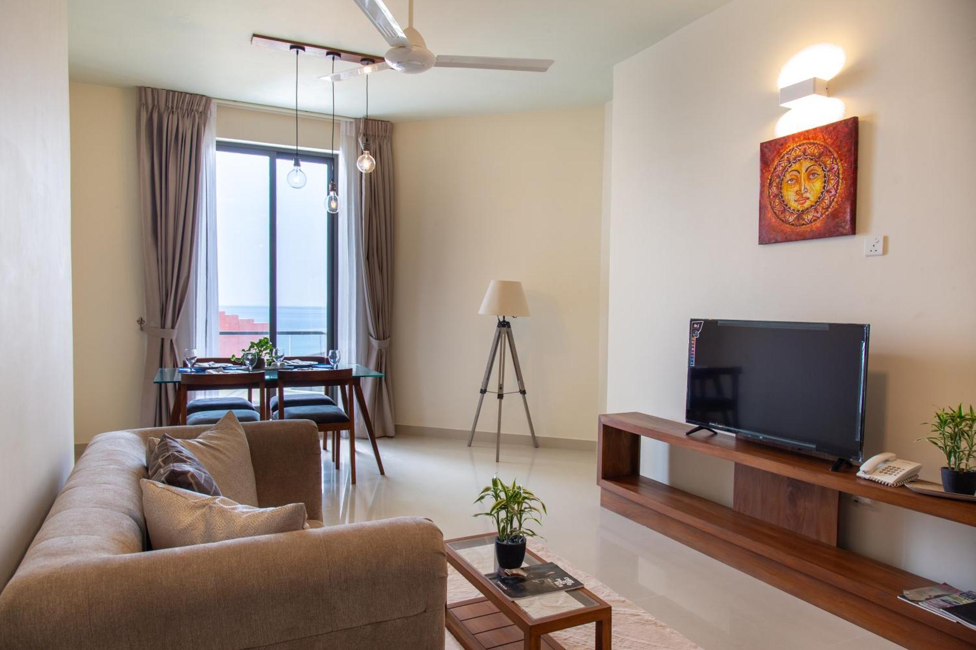 Marine Suites Colombo Exterior photo